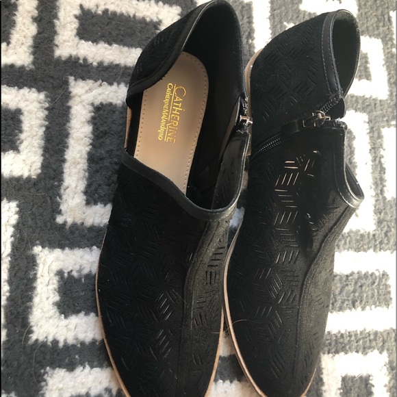 black shoes, worn twice - Picture 3 of 5